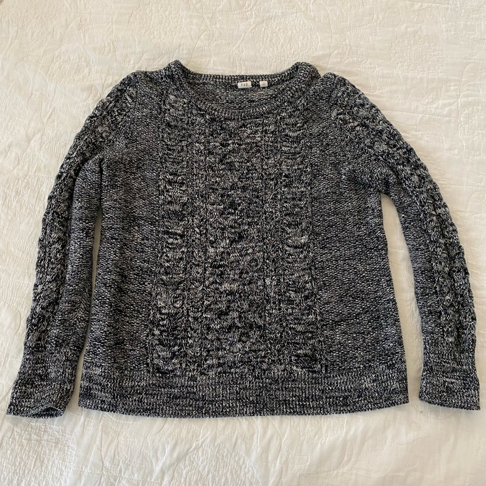 GAP cable knit sweater